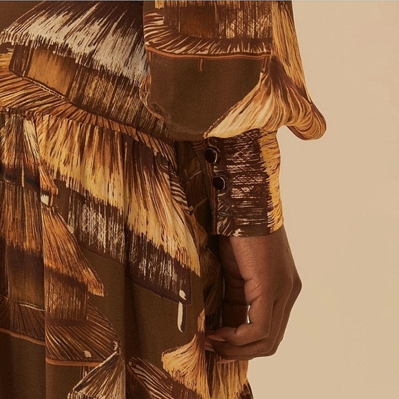 Farm Rio Malocas Long Sleeve Midi Dress Malocas Beige Medium NWT - Picture 5 of 11